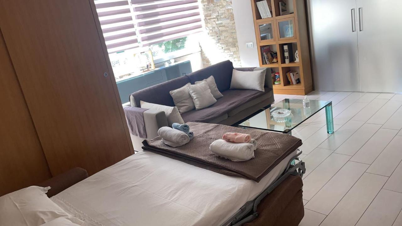 ナポリLa Casa Di Andrewアパートメント エクステリア 写真